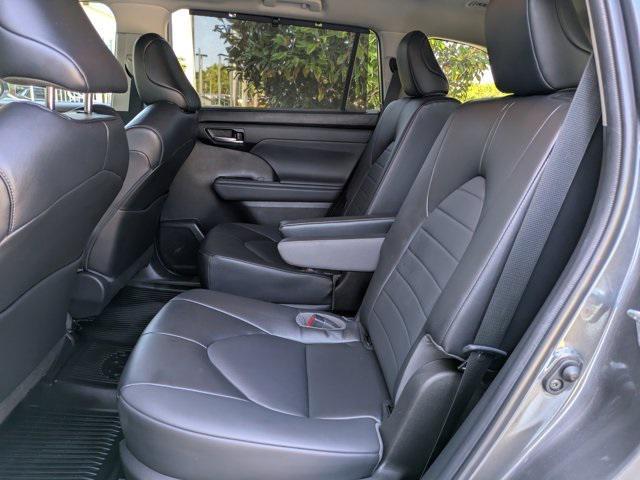used 2023 Toyota Highlander car, priced at $33,935