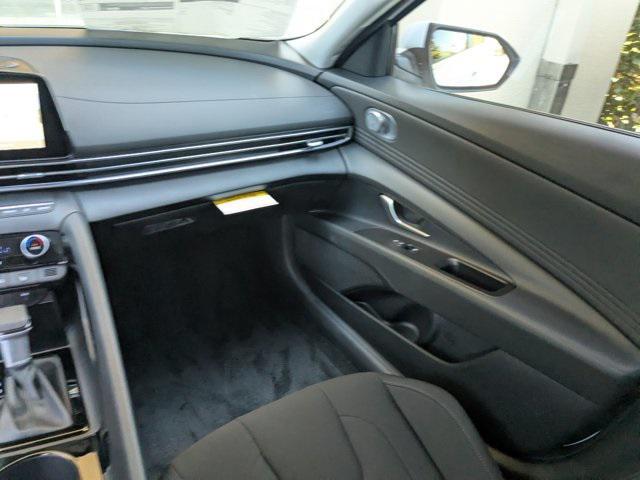 new 2025 Hyundai Elantra car, priced at $28,130