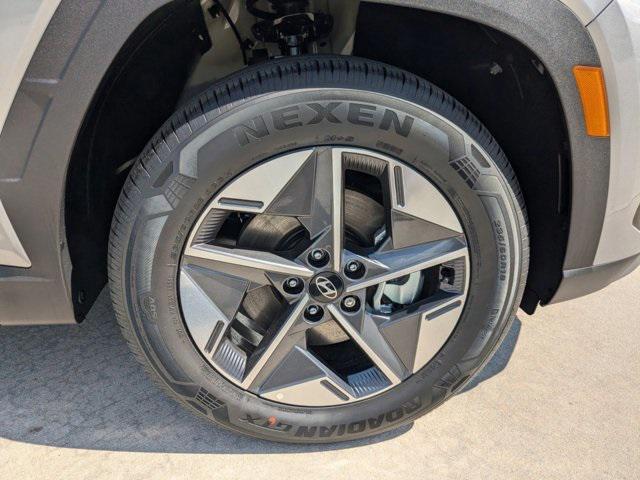 new 2025 Hyundai TUCSON Hybrid car, priced at $38,290