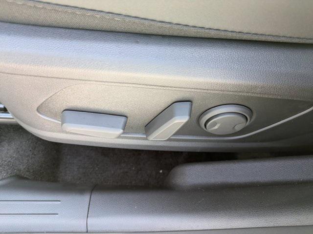 new 2025 Hyundai TUCSON Hybrid car, priced at $36,072