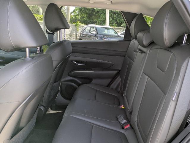 new 2025 Hyundai TUCSON Hybrid car, priced at $36,072