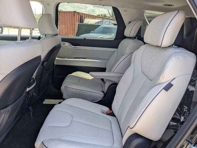 new 2025 Hyundai Palisade car, priced at $51,574