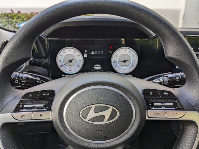 new 2025 Hyundai Elantra car, priced at $25,600