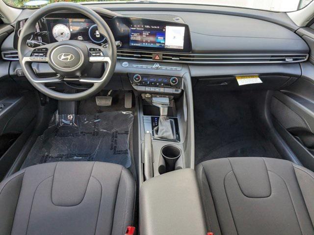 new 2025 Hyundai Elantra car, priced at $25,600