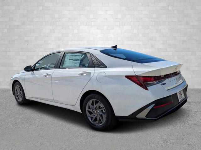 new 2025 Hyundai Elantra car, priced at $25,600