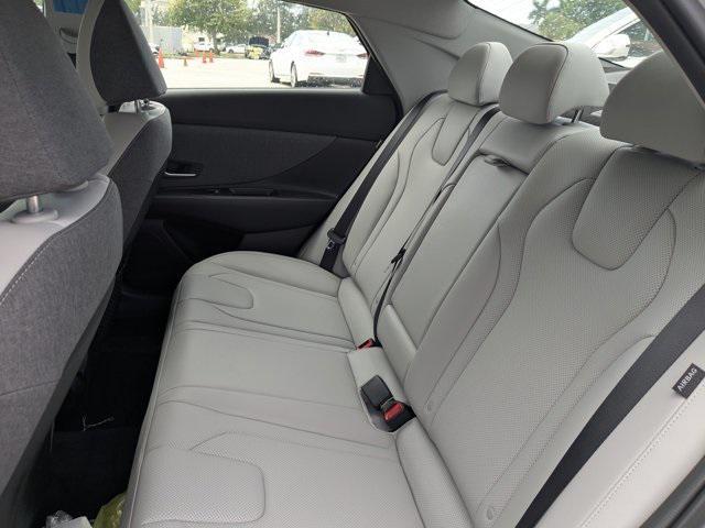 new 2025 Hyundai Elantra car, priced at $30,480
