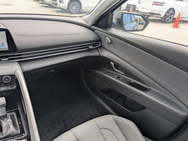 new 2025 Hyundai Elantra car, priced at $31,230