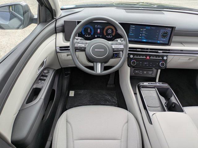 new 2025 Hyundai TUCSON Hybrid car, priced at $32,442