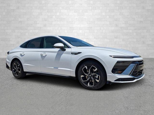 new 2025 Hyundai Sonata car, priced at $30,250