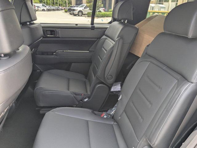 new 2025 Hyundai SANTA FE HEV car, priced at $48,084