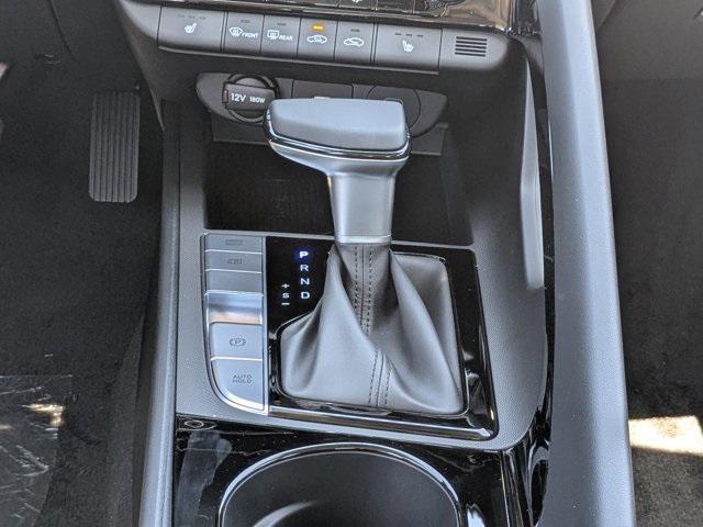 new 2025 Hyundai Elantra car, priced at $28,680