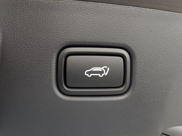new 2025 Hyundai TUCSON Hybrid car, priced at $38,605