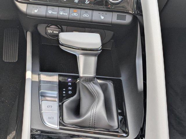 new 2025 Hyundai Elantra car, priced at $27,910