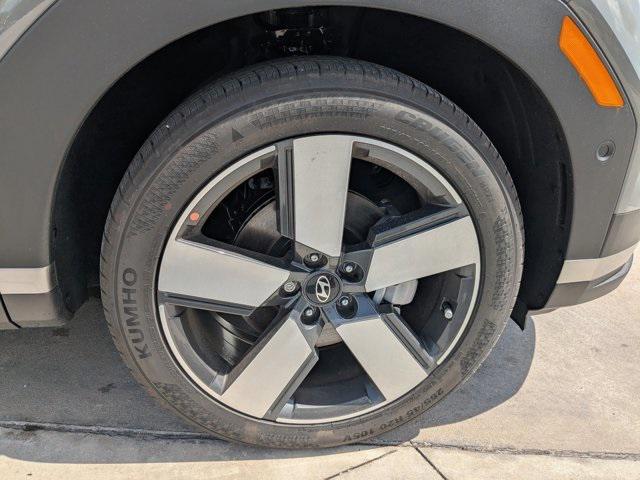 new 2025 Hyundai Santa Fe car, priced at $41,602
