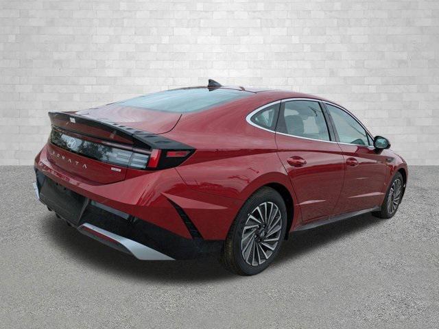 new 2025 Hyundai Sonata Hybrid car, priced at $32,180