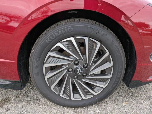 new 2025 Hyundai Sonata Hybrid car, priced at $32,180