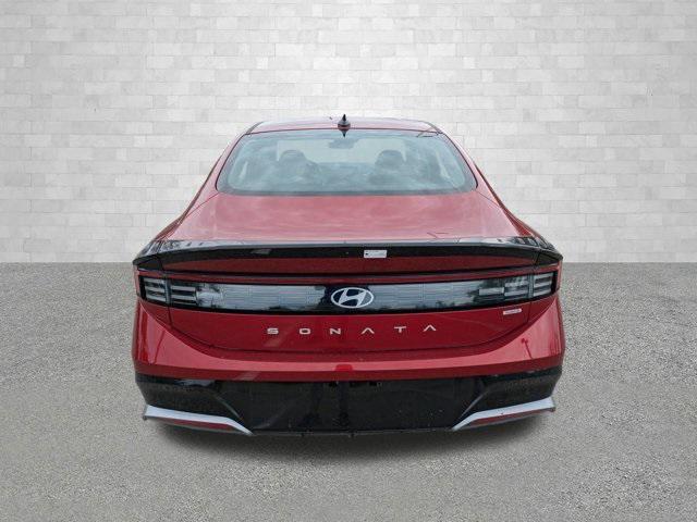 new 2025 Hyundai Sonata Hybrid car, priced at $32,180