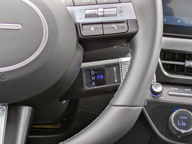 new 2025 Hyundai Sonata Hybrid car, priced at $32,180