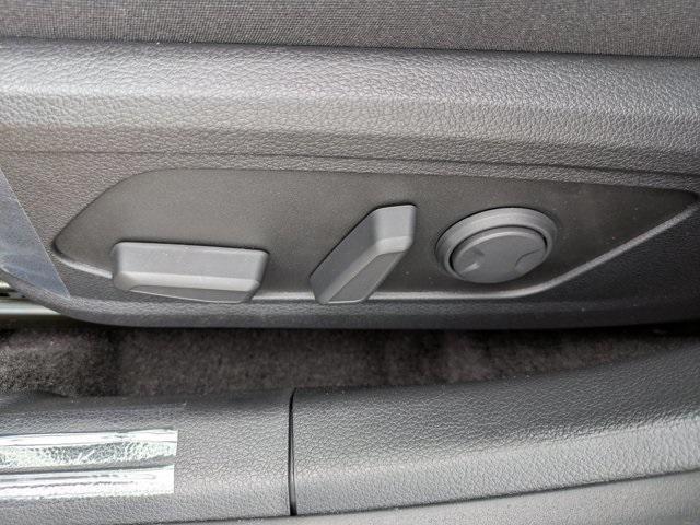 new 2025 Hyundai Sonata Hybrid car, priced at $32,180