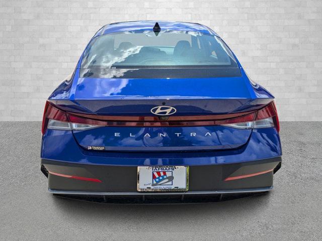 new 2024 Hyundai Elantra car, priced at $26,585