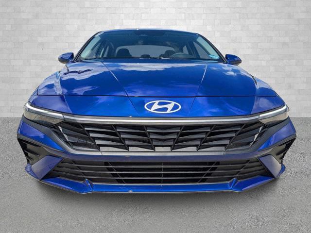 new 2024 Hyundai Elantra car, priced at $26,585