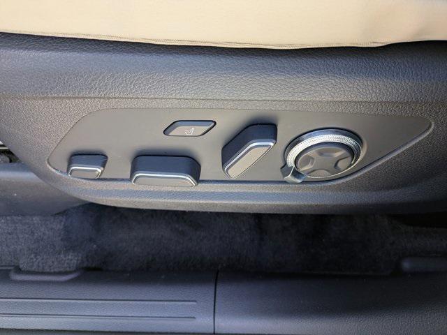 used 2023 Hyundai Palisade car, priced at $39,428