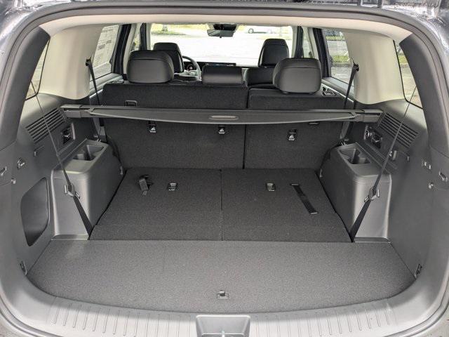 new 2025 Hyundai Santa Fe car, priced at $42,430