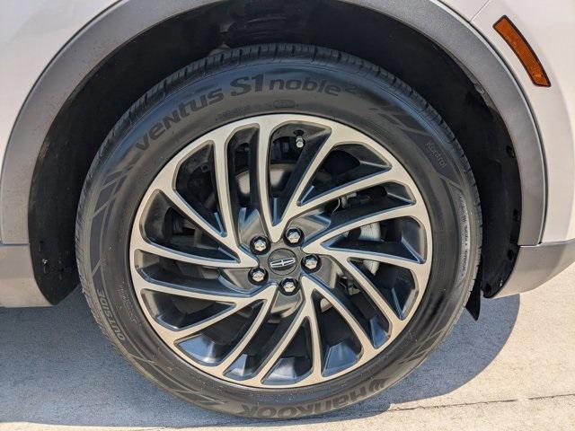 used 2019 Lincoln Nautilus car, priced at $25,668
