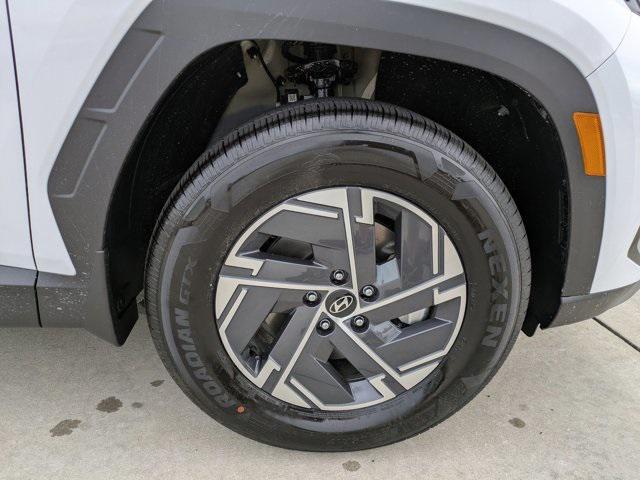 new 2025 Hyundai TUCSON Hybrid car, priced at $34,351