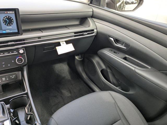 new 2025 Hyundai Tucson car, priced at $34,100