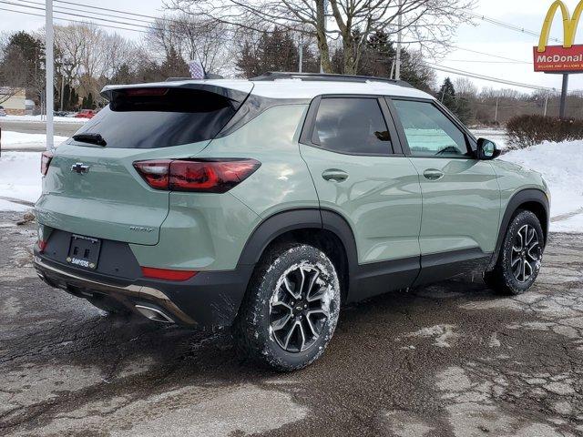 new 2025 Chevrolet TrailBlazer car, priced at $30,380