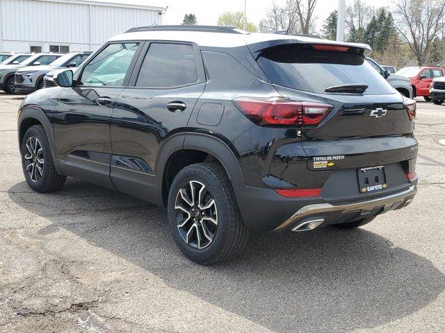 new 2025 Chevrolet TrailBlazer car, priced at $27,230