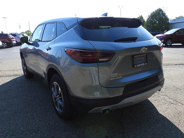 new 2025 Chevrolet Blazer car, priced at $33,444