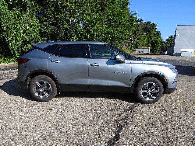 new 2025 Chevrolet Blazer car, priced at $33,444