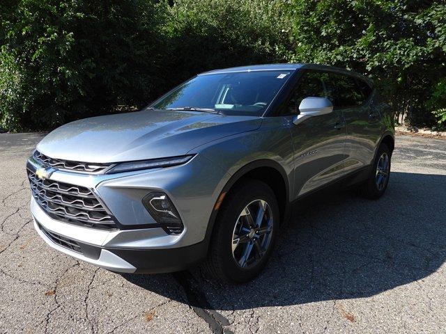 new 2025 Chevrolet Blazer car, priced at $33,444