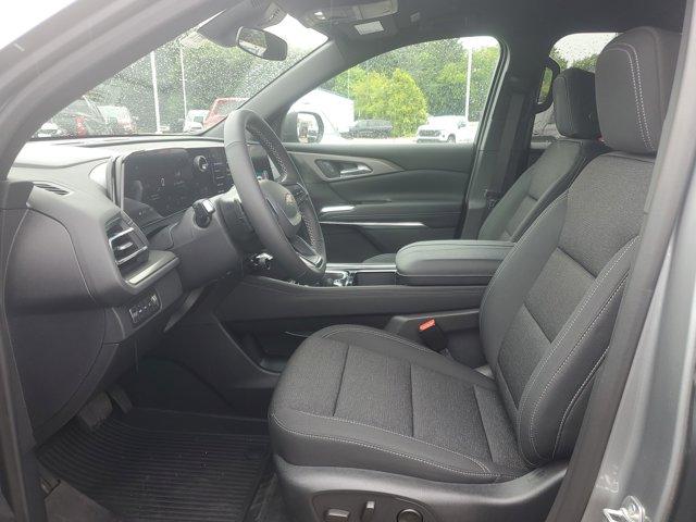 new 2025 Chevrolet Traverse car, priced at $41,544