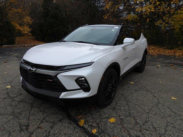 new 2025 Chevrolet Blazer car, priced at $45,937