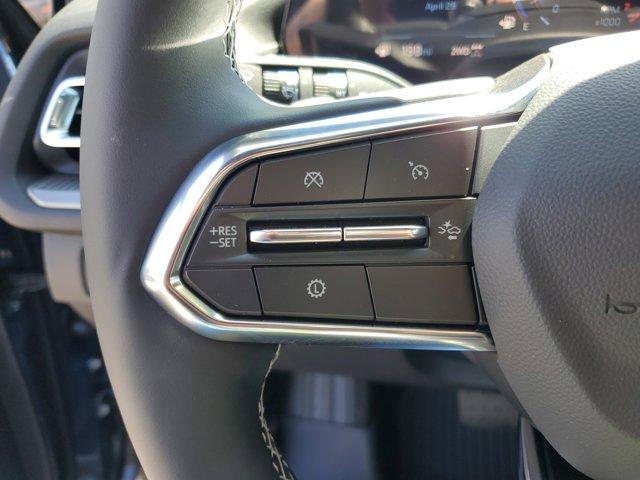 new 2025 Chevrolet Traverse car, priced at $41,208