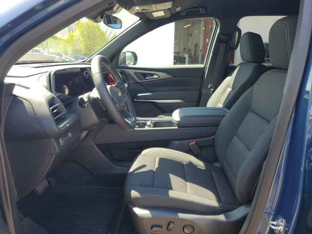new 2025 Chevrolet Traverse car, priced at $41,208