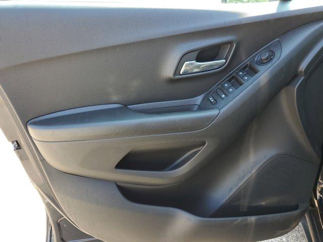 used 2022 Chevrolet Trax car, priced at $18,579