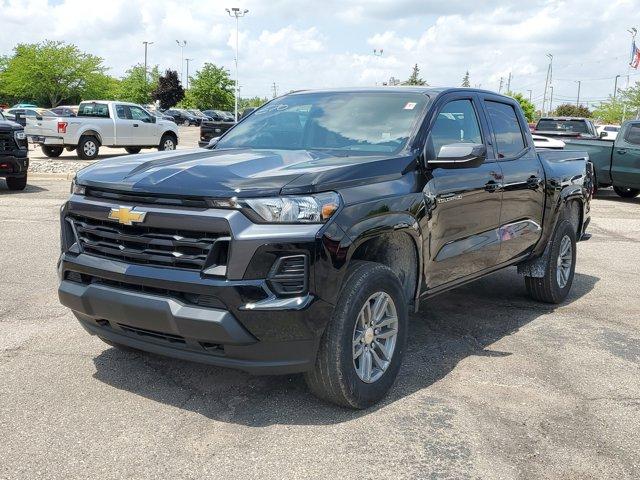 new 2025 Chevrolet Colorado car, priced at $38,215