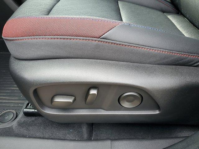 new 2025 Chevrolet Equinox car