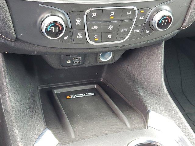 used 2022 Chevrolet Traverse car, priced at $30,978