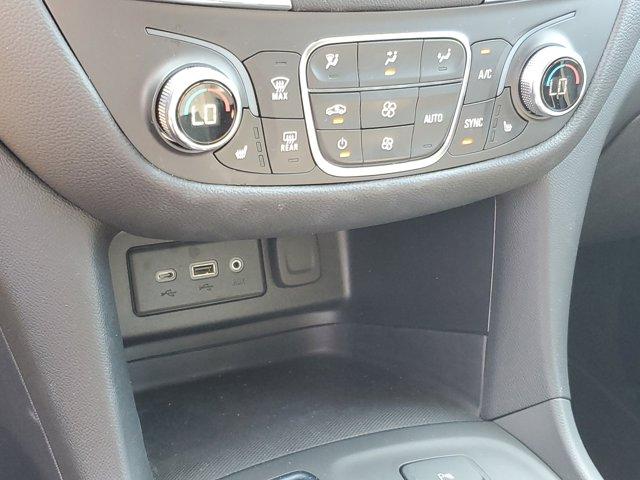 used 2023 Chevrolet Equinox car, priced at $22,854
