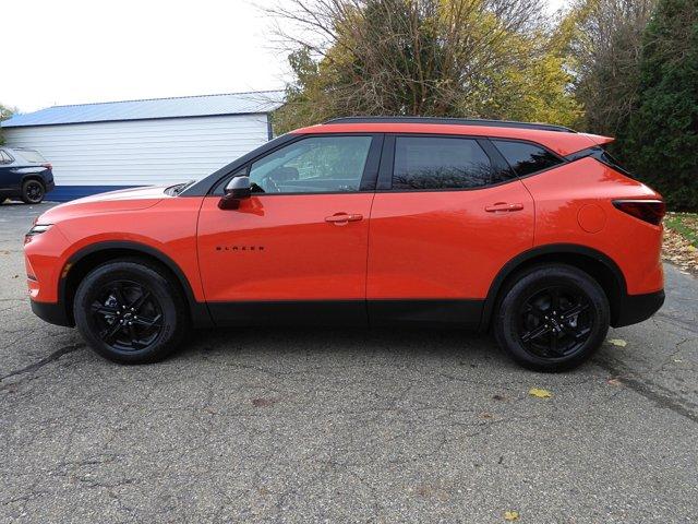 new 2025 Chevrolet Blazer car, priced at $39,153