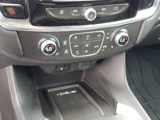used 2022 Chevrolet Traverse car, priced at $28,596