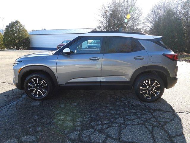 new 2025 Chevrolet TrailBlazer car, priced at $27,230