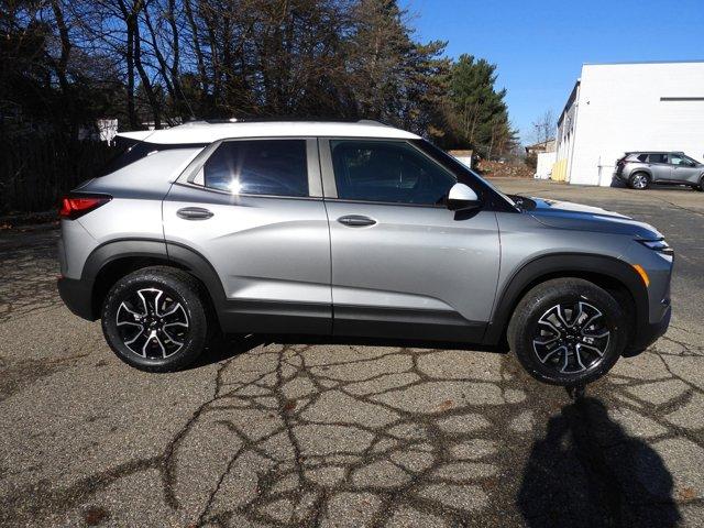 new 2025 Chevrolet TrailBlazer car, priced at $27,230