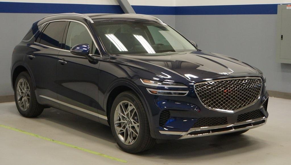 new 2025 Genesis GV70 car, priced at $51,080