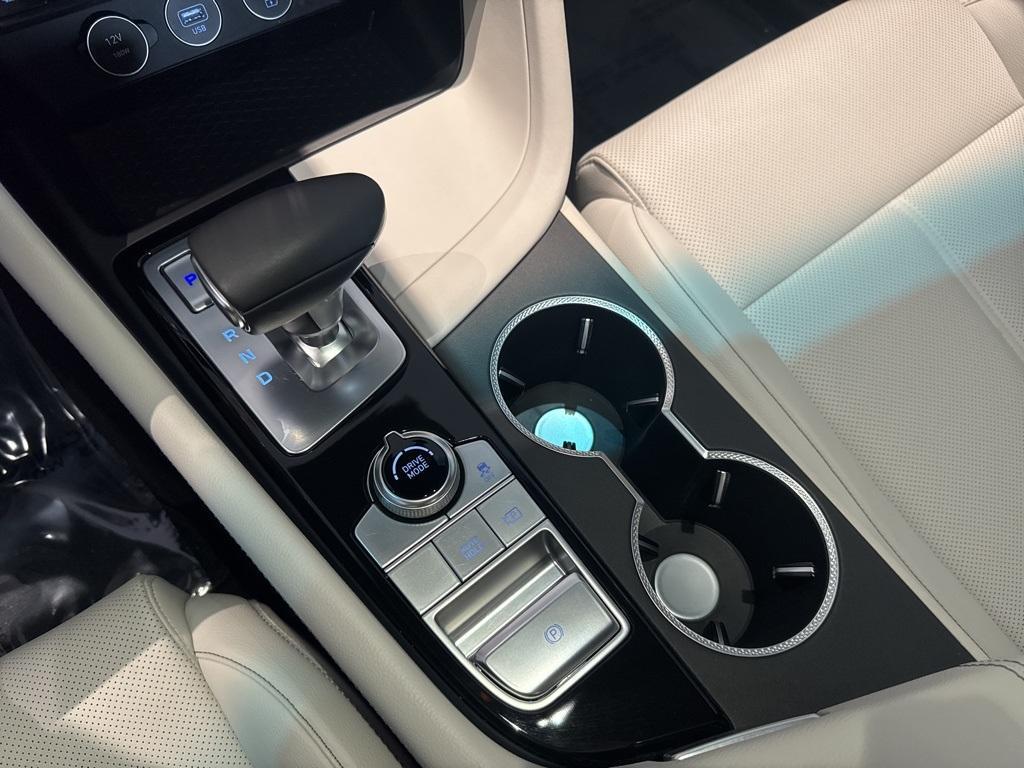 used 2025 Genesis G70 car, priced at $41,200